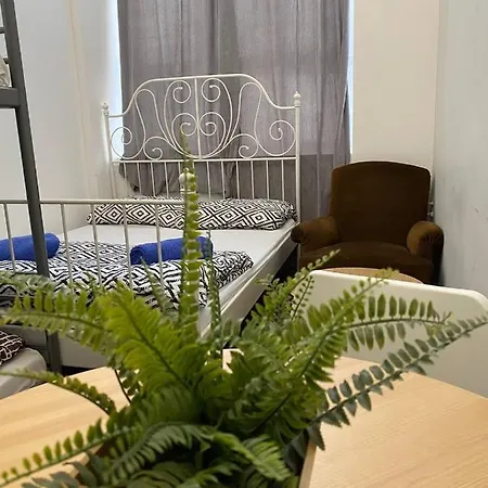 Centrale Rooms Hotel *
