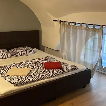 Centrale Rooms * בודפשט